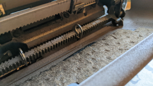Tab clip on a typewriter